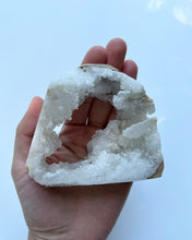 Load image into Gallery viewer, Clear Quartz Druzy Tower 04