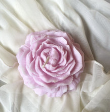 Load image into Gallery viewer, Peony Fleur