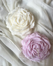 Load image into Gallery viewer, Peony Fleur
