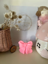 Load image into Gallery viewer, Bowtiful