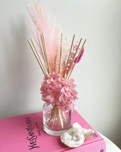 Load image into Gallery viewer, Dried Floral Reed Diffuser