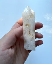 Load image into Gallery viewer, Clear Quartz Druzy Tower 02