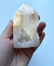 Load image into Gallery viewer, Clear Quartz Druzy Tower 03