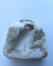 Load image into Gallery viewer, Clear Quartz Druzy Tower 04