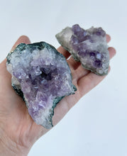 Load image into Gallery viewer, Medium Amethyst Cluster